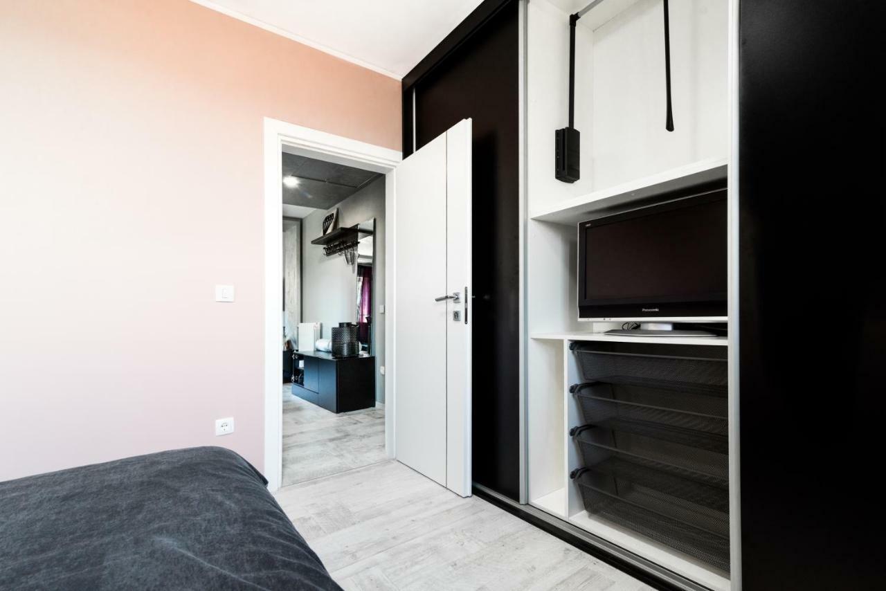 Apartments Eli Лабин Екстериор снимка