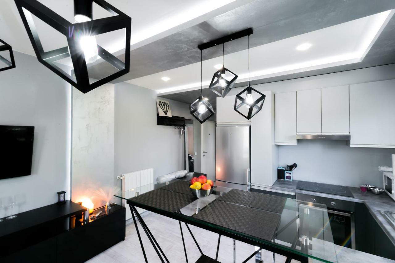 Apartments Eli Лабин Екстериор снимка